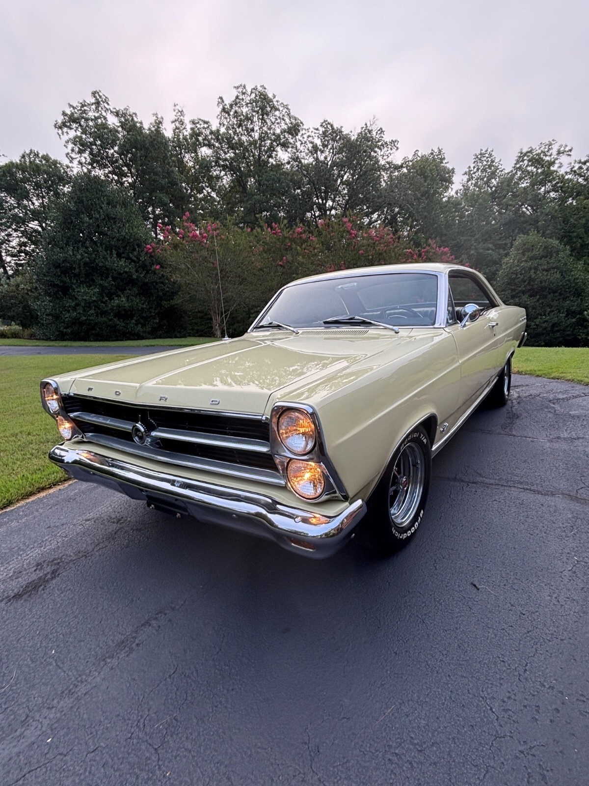 1966 Ford Fairlane - photo 2