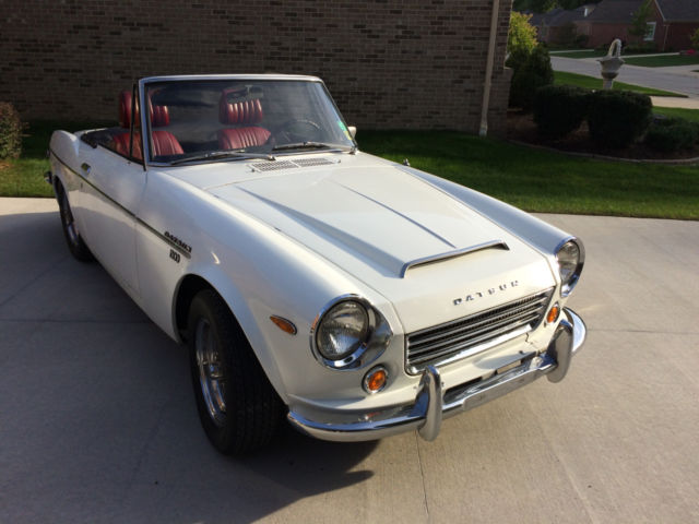 1969 Datsun 1600 - photo 2