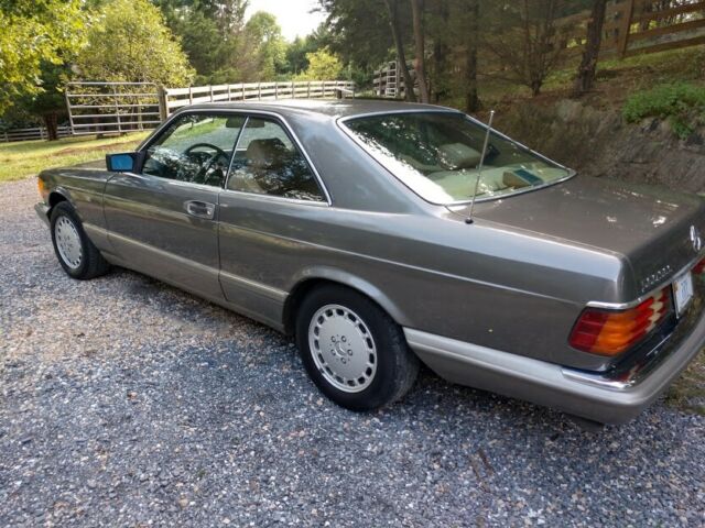 1986 Mercedes-Benz S-Class 560 SEC