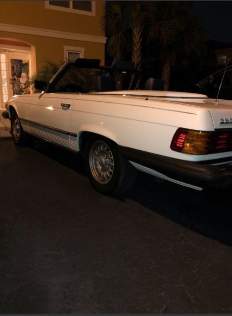 1985 Mercedes-Benz SL-Class 380 SL ROADSTER WITH SOFTTOP & HARDTOP - photo 4