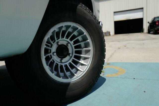 1987 Dodge Ram 3500 - photo 10