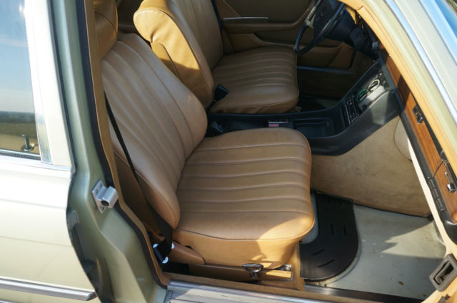 1974 Mercedes-Benz 400-Series - photo 8