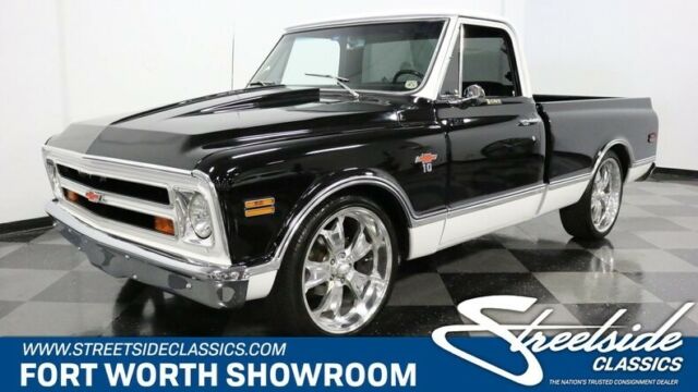 FANTASTIC BUILD! 350 V8 W/ TBI, 700R4, A/C, PS/B, FRT DISC, LOTS OF DETAILS! WOW 1971 Chevrolet C-10 Restomod