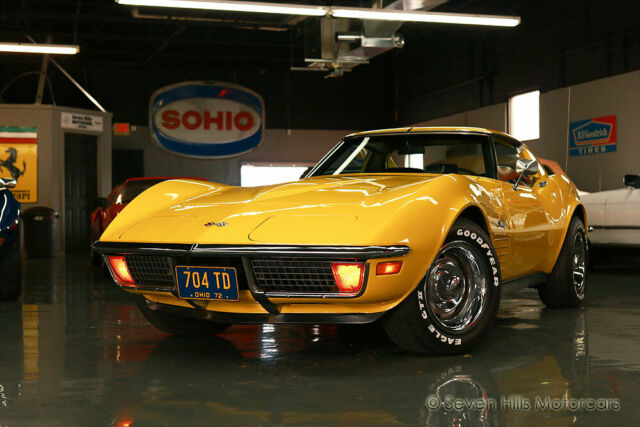 FANTASTIC CONDITION, Sunflower Yellow/Black, 4-Speed, T-Tops, PRICED TO SELL!! 1972 Chevrolet Corvette Stingray Coupe #'s Match