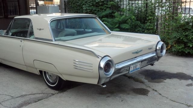1961 Ford Thunderbird - photo 11
