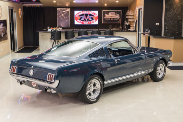 1965 Ford Mustang Fastback - photo 9