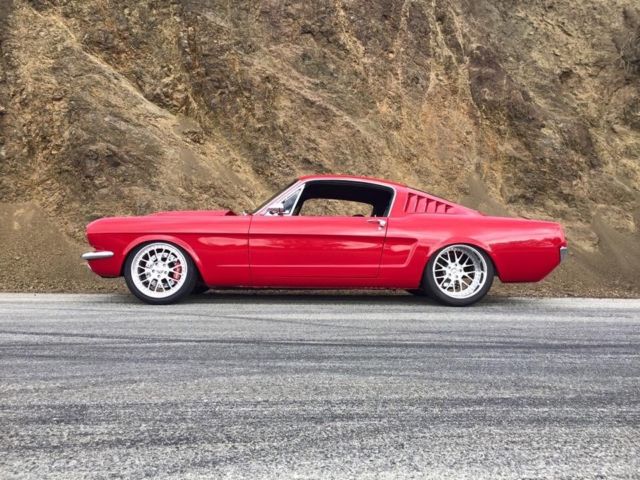 1965 Ford Mustang Fastback - photo 2