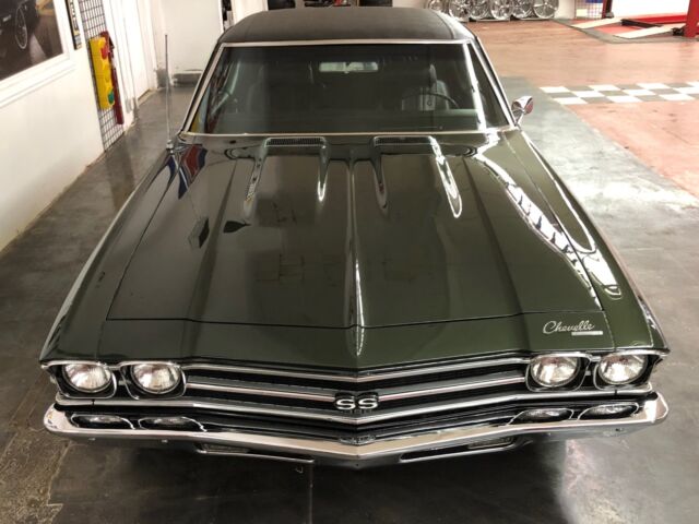 1969 Chevrolet Chevelle -SS396-FATHOM GREEN-NUMBERS MATCHING - HIGH END RE - photo 4