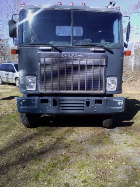 FEDERAL OWNED AIR FORCE BLUE SIMI LOW MILEAGE GREAT ENGINE 1980 GMC ASTRO