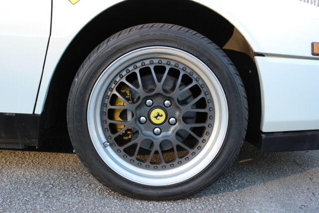 1987 Ferrari Mondial Cabriolet - photo 4