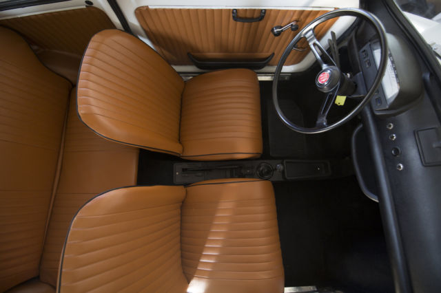 1971 Fiat 500 Stunning "Bianco" 233 with Ocra/Black interior - photo 12