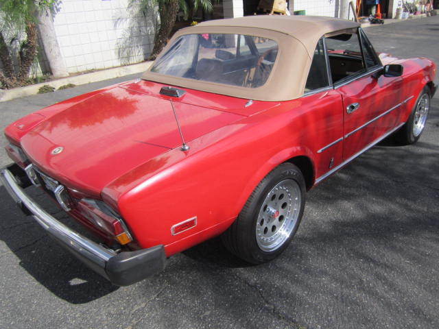 1980 Fiat 124 Spider - photo 4