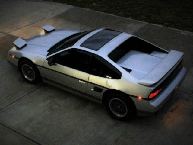 1987 Pontiac Fiero GT - photo 4