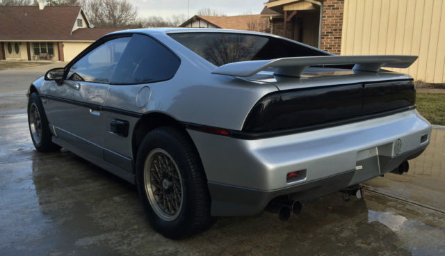 1987 Pontiac Fiero GT - photo 7