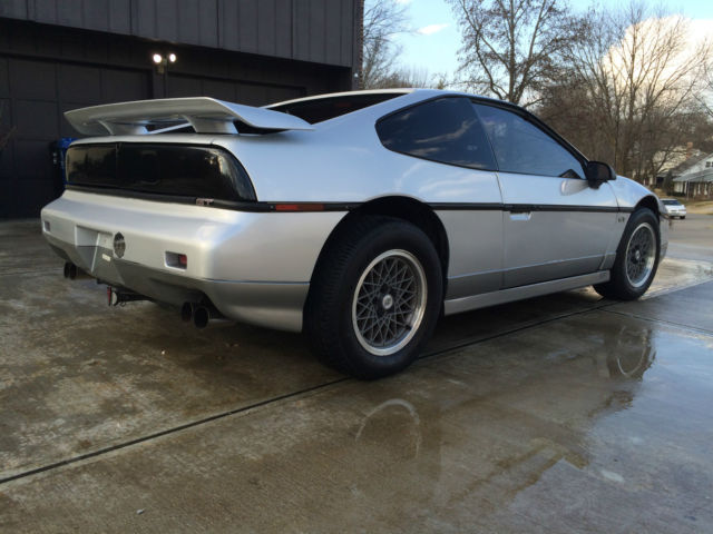 1987 Pontiac Fiero GT - photo 8
