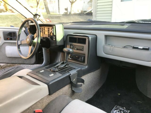 1985 Pontiac Fiero GT - photo 4