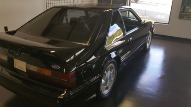1993 Ford Mustang Cobra - photo 2
