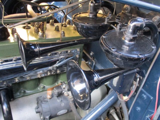 1937 Packard 1502 Convertible Sedan - photo 11
