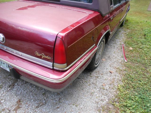 1992 Chrysler New Yorker Fifth Ave - photo 2