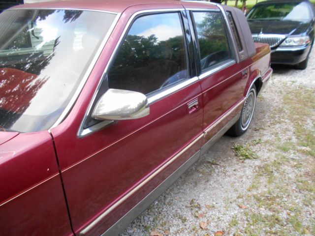 1992 Chrysler New Yorker Fifth Ave - photo 4