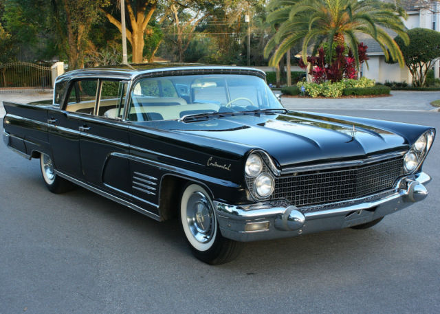 1960 Lincoln Continental MARK V SEDAN