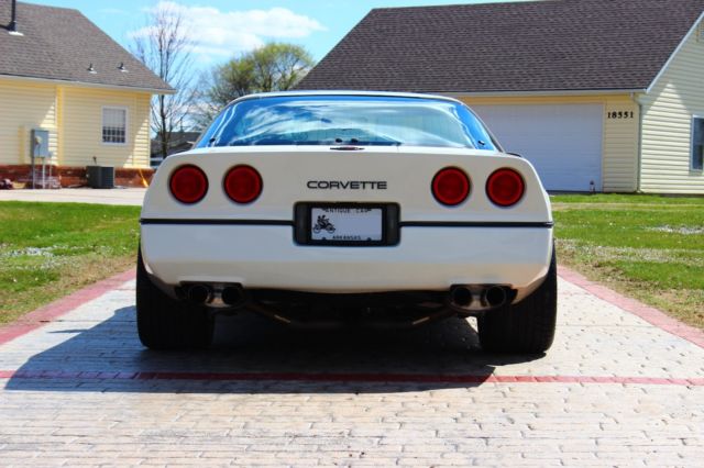 1985 Chevrolet Corvette - photo 4