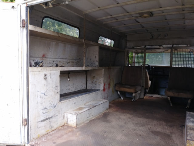 1984 Ford E-Series Van - photo 6