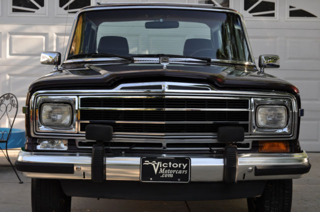 FInal Year - Under 36,000 Miles 1991 Jeep Wagoneer