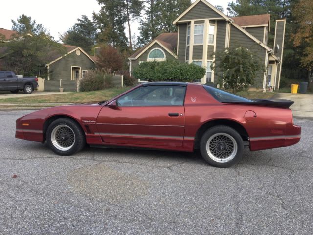 1986 Pontiac Trans Am GARAGED LOW MILES WS6 T-TOPS TUNED PORT INJECTION - photo 4