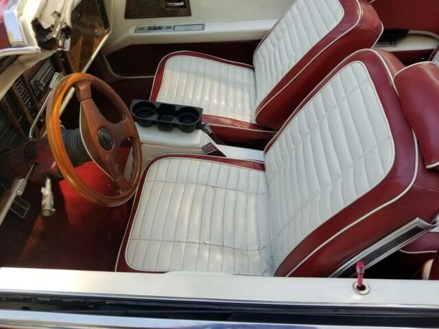 1982 Buick Riviera Convertible - photo 2