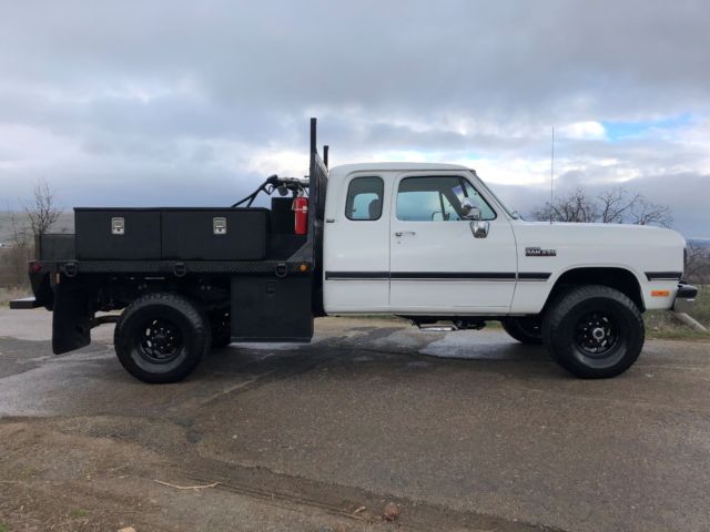 1993 Dodge Ram 2500 FIRST GEN 12 V 4X4 ONLY 137K - photo 6