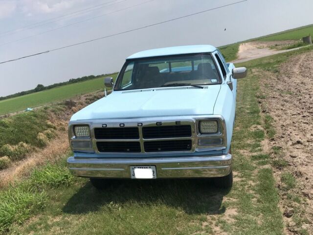 1993 Dodge Ram 2500 LE - photo 8
