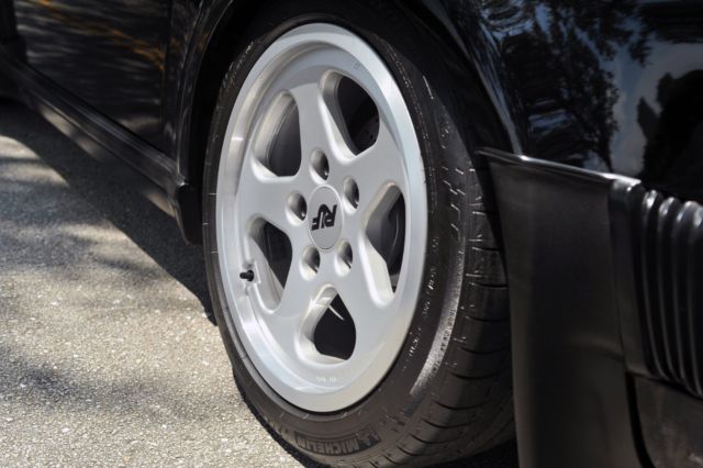 1989 Porsche 911 Turbo 930 3.3L - photo 9
