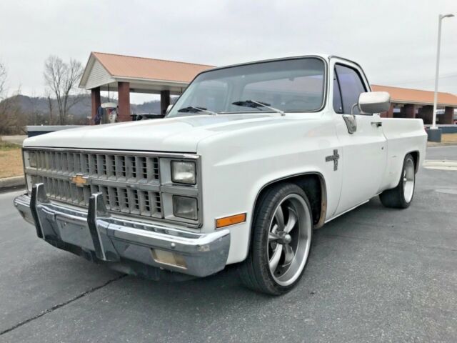 1983 Chevrolet C-10 - photo 2