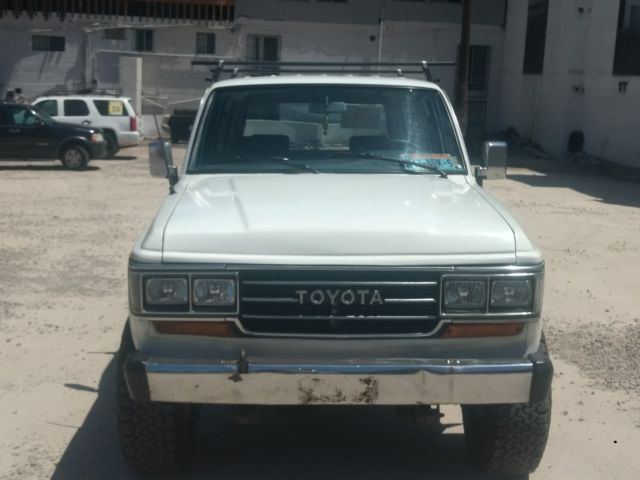 1989 Toyota Land Cruiser SUV - photo 2