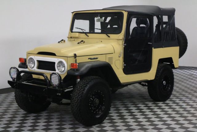 1975 Toyota FJ40 RESTORED 6 CYLINDER FULL TOP - photo 2