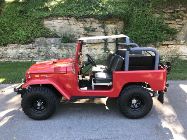 1971 Toyota Land Cruiser FJ40 - photo 4
