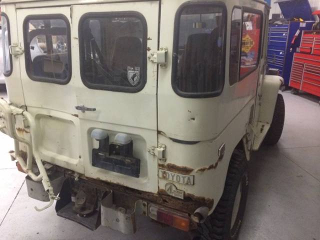 1978 Toyota Land Cruiser FJ40 - photo 12