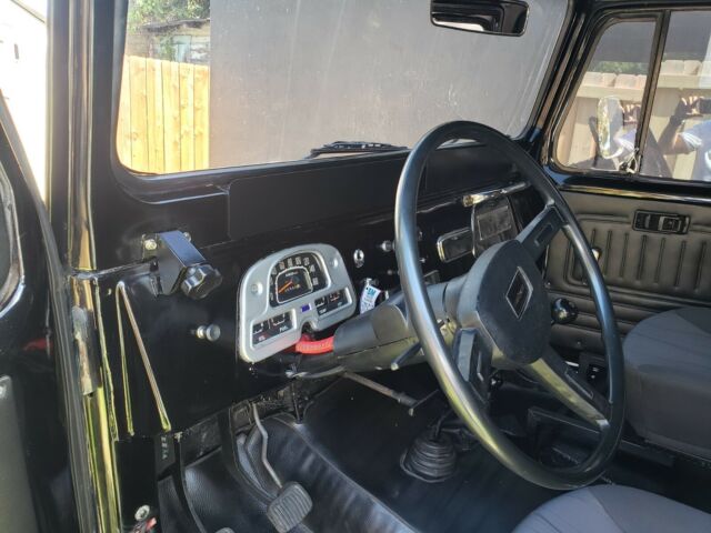1977 Toyota Land Cruiser FJ40 - photo 11
