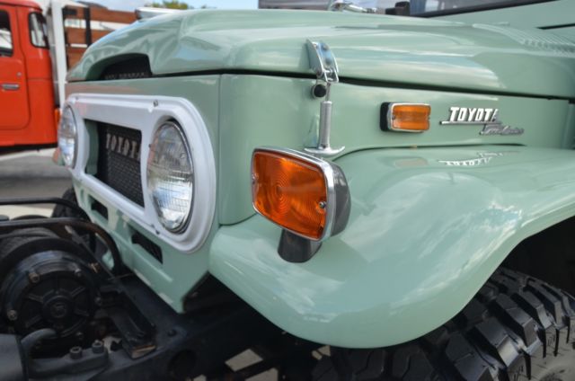 1973 Toyota Land Cruiser FJ40 1973 LANDCRUISER TOYOTA 3 SPEED - photo 4