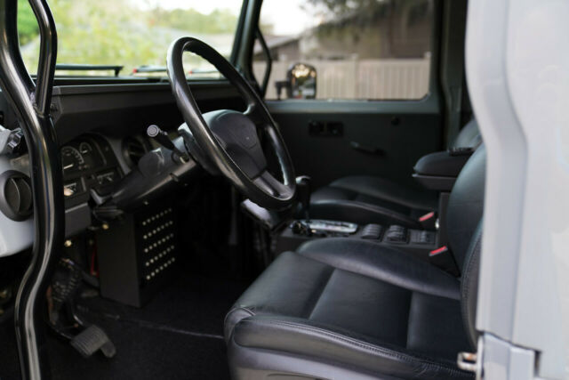 1976 Toyota Land Cruiser FJ40 - photo 11