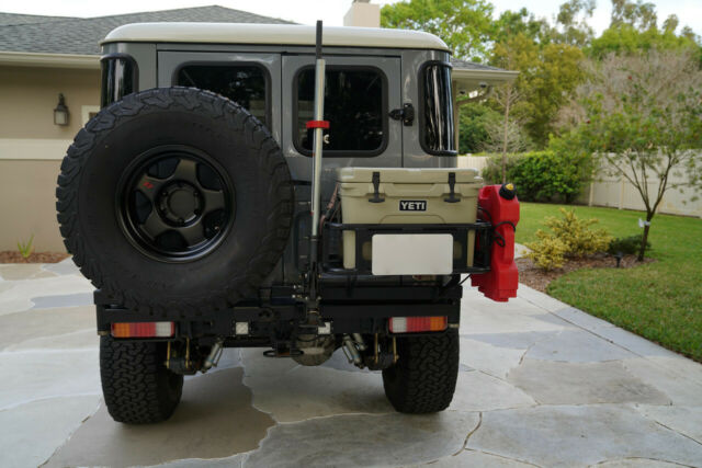 1976 Toyota Land Cruiser FJ40 - photo 6
