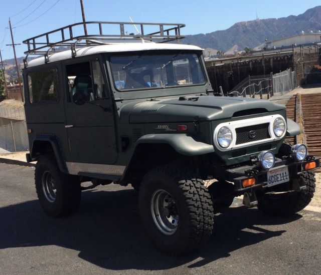 FJ40 : V8 1972 Toyota Land Cruiser