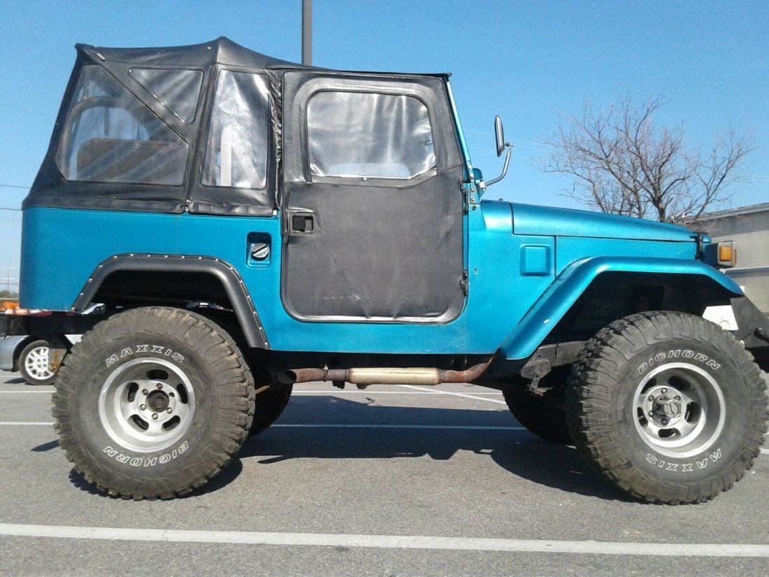FJ40 with fiber glass body 1977 Toyota Land Cruiser