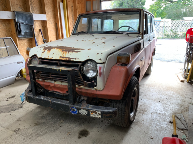 FJ55 Landcruiser Runs and drives lots of rust on body. Tough old Rusty Iron Pig 1976 Toyota Land Cruiser