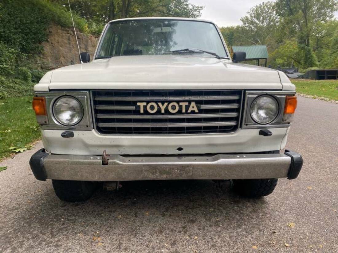 1984 Toyota Land Cruiser Base 4dr 4WD SUV - photo 10