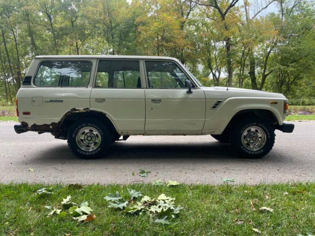 1984 Toyota Land Cruiser Base 4dr 4WD SUV - photo 6