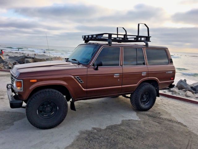 FJ60 TOYOTA LAND CRUISER 1982 1982 Toyota Land Cruiser FJ60