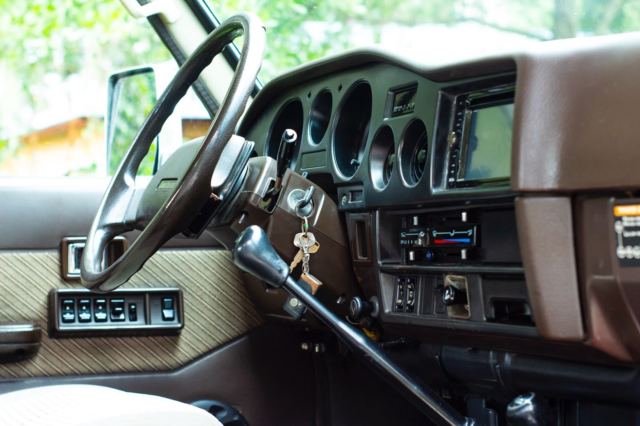 1988 Toyota Land Cruiser FJ62 TOYOTA LAND CRUISER FJ62 FJ60 5 SPEED - photo 3