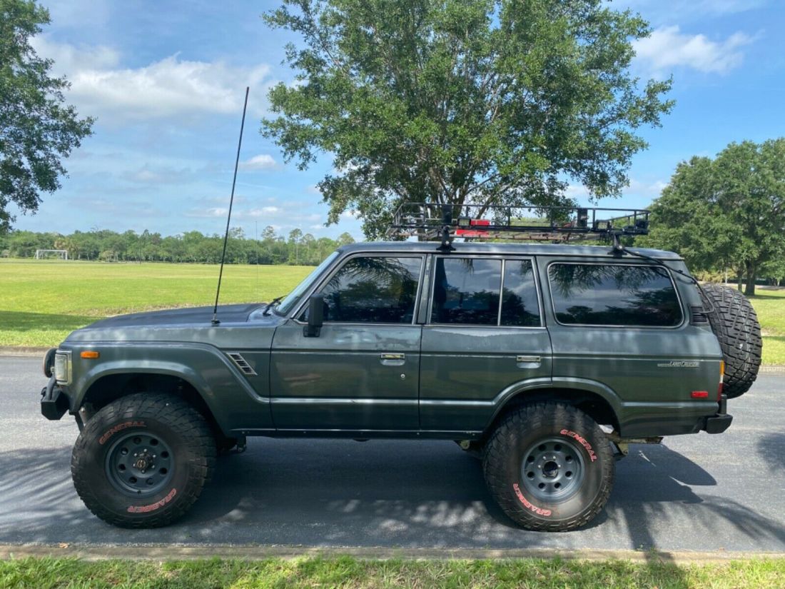 1990 Toyota Land Cruiser FJ62 GX - photo 2